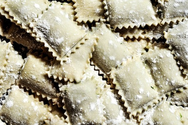 Comment préparer des raviolis maison avec une farce gourmande et originale ?